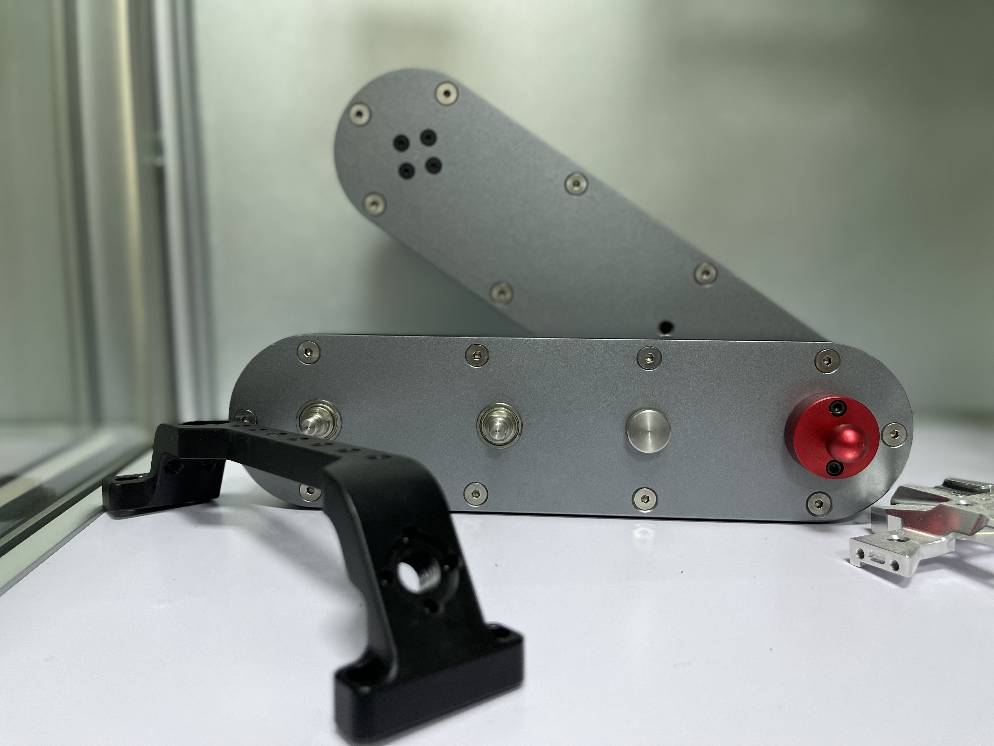 Handle & Bracket