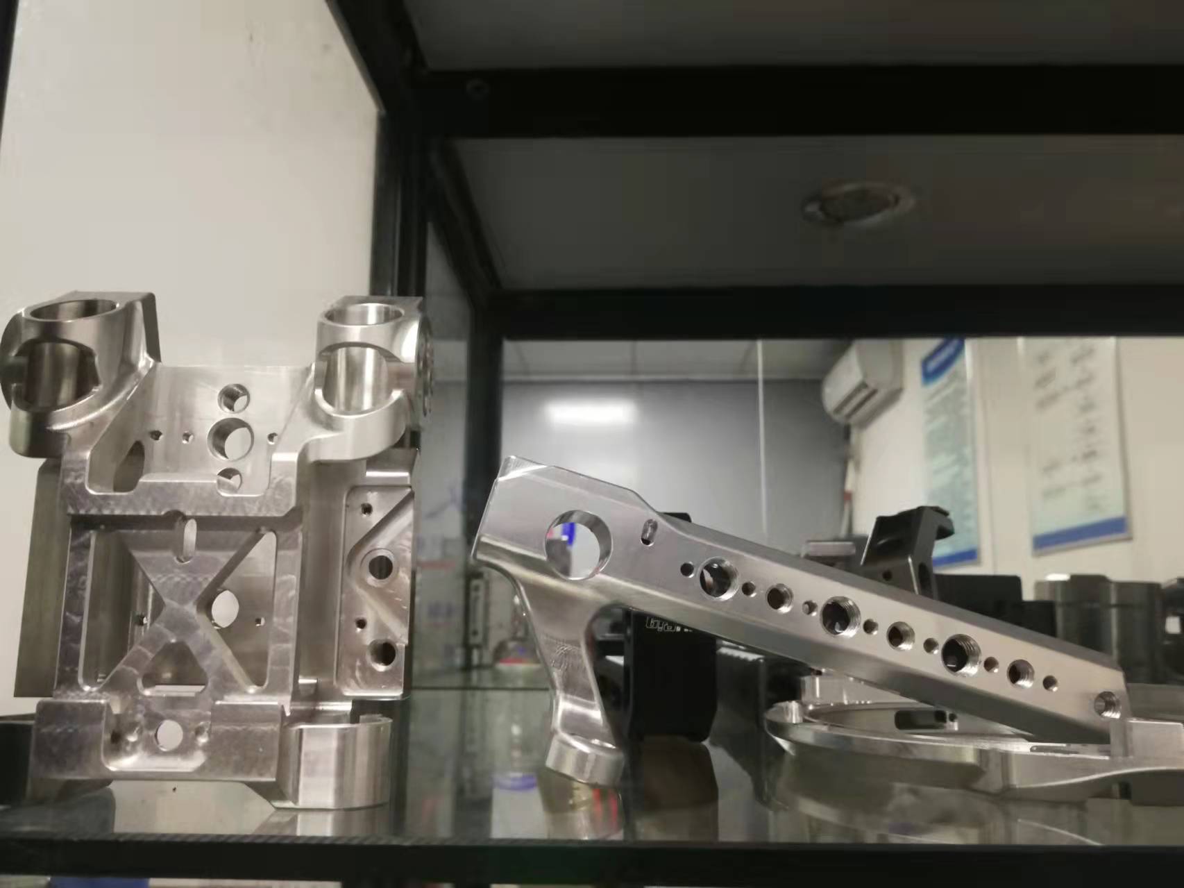 Customized Bracket